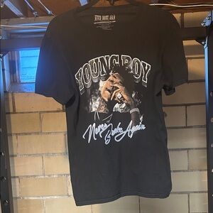 Hot Topic Black Graphic Tee